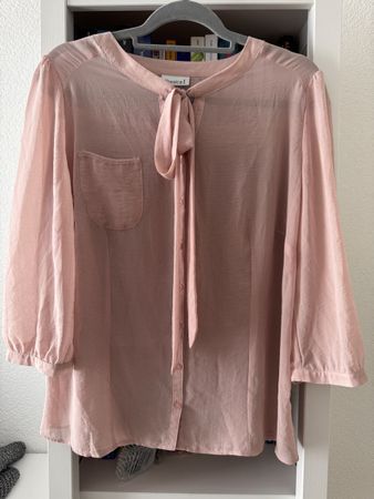 Rosa, transparente Bluse