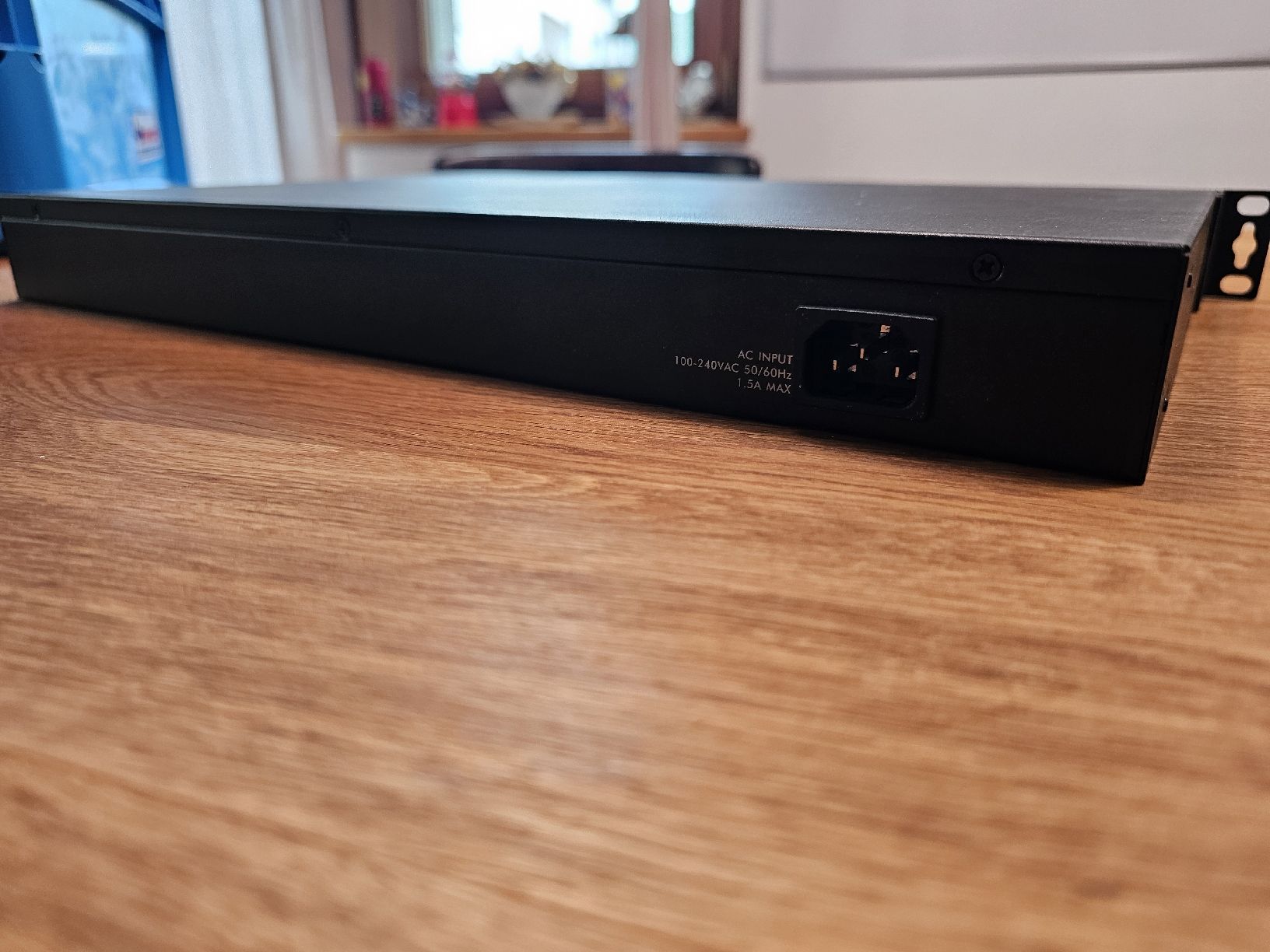Zyxel Hubs & Switches: ZyXEL GS-2024 Switch 24 Port – Gebraucht aus Neuhausen von alcopops91 2