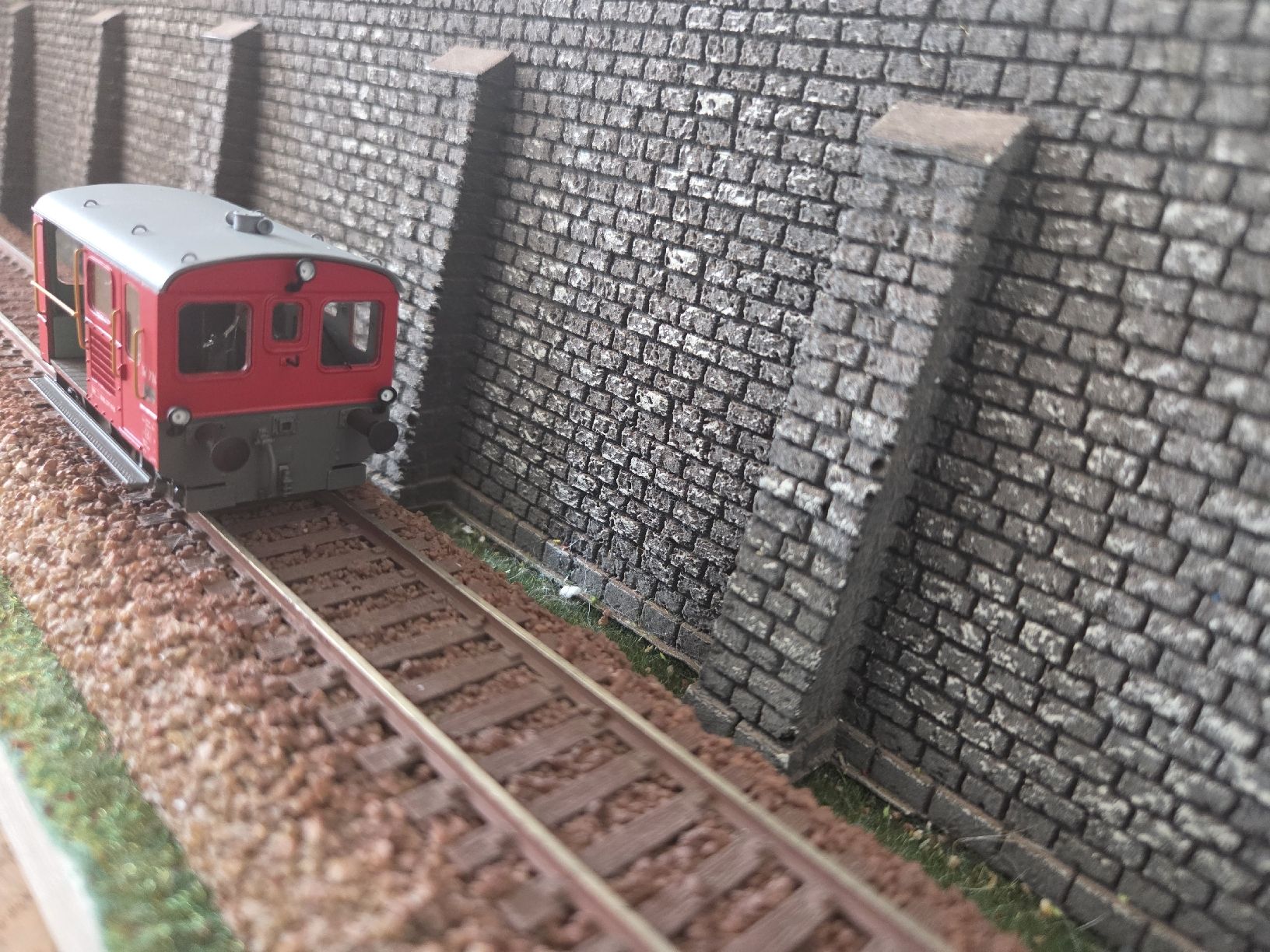 Modellini di ferrovie: Weinert Modellbau Tm II Rot – Usato da Berikon venduto da Jocyalga 3