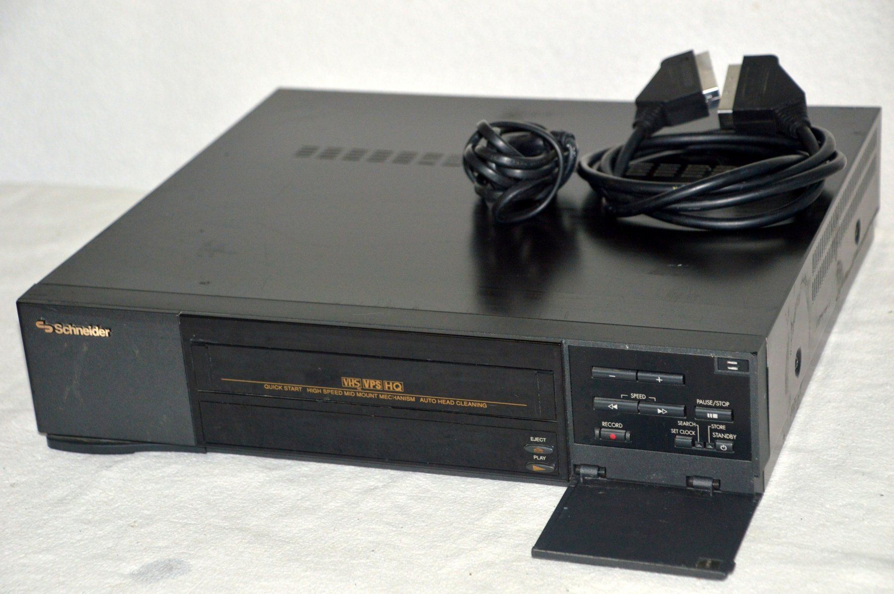 Registratori: Videorecorder / magnétoscope Schneider – Usato da Collonges venduto da arashee 2