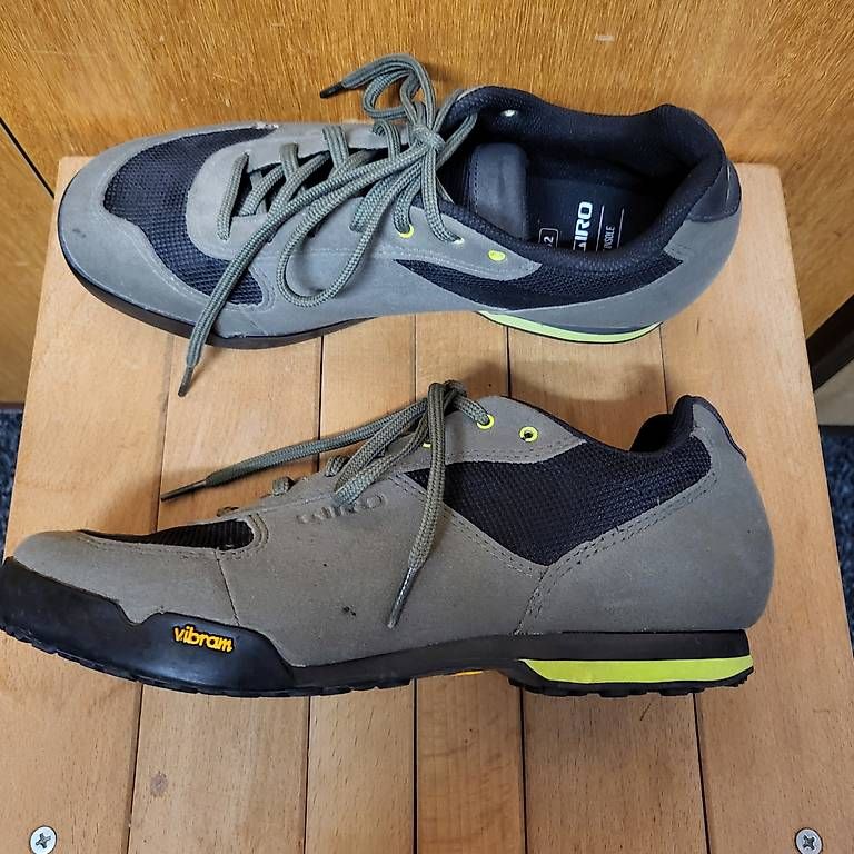 Chaussures hommes: Giro Radschuhe, Grösse 42,  – D'occasion à Sursee par Materialverwalterin 1