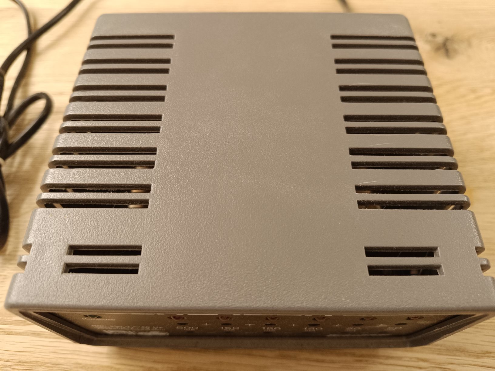 Graupner Akkus, Ladegeräte & Netzgeräte: Graupner Multilader 6E Ladegerät 6-fach 12V – Gebraucht aus Urnäsch von h5T4 8