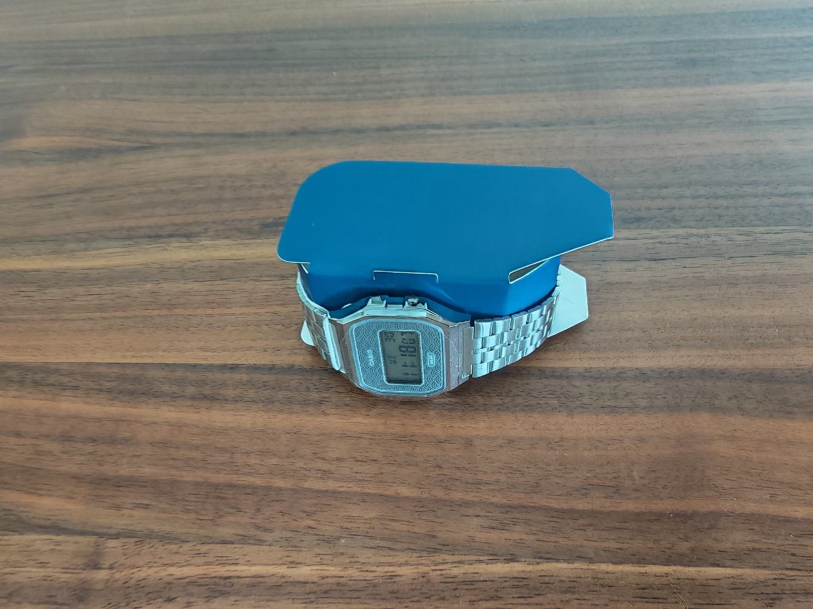 Casio Orologi: Casio A159WEVJ-7ER – Nuovo (secondo la descrizione) da Kriegstetten venduto da Prof.TV 3