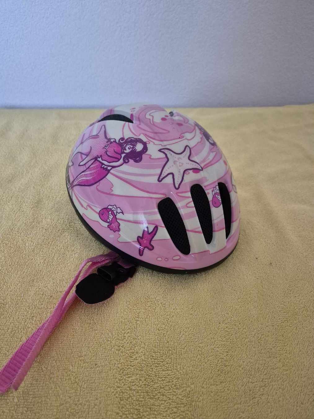Helme: Helm – Gebraucht aus Hörhausen von Nuage81
