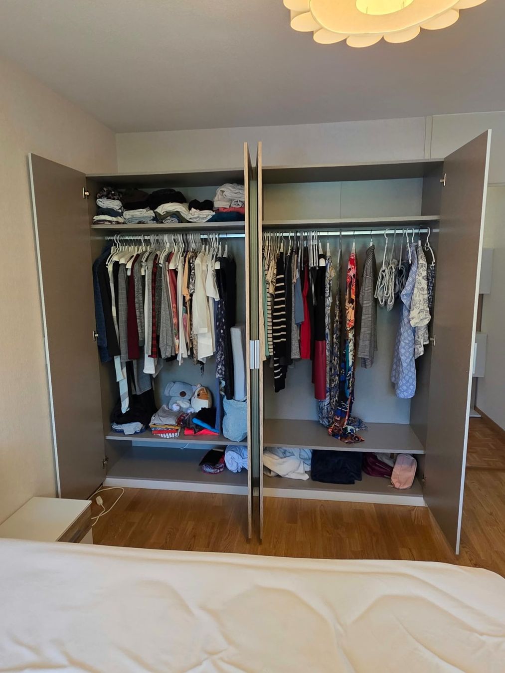 Armadi: Armoire à habits – Usato da Bussigny venduto da st_jaquier 1