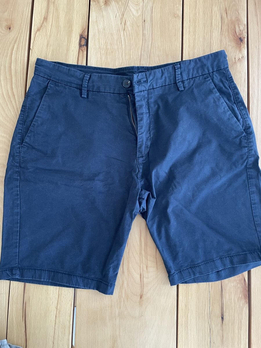 Lotti di vestiti: 4x kurze Hosen – Usato da Oberarth venduto da abi127 7
