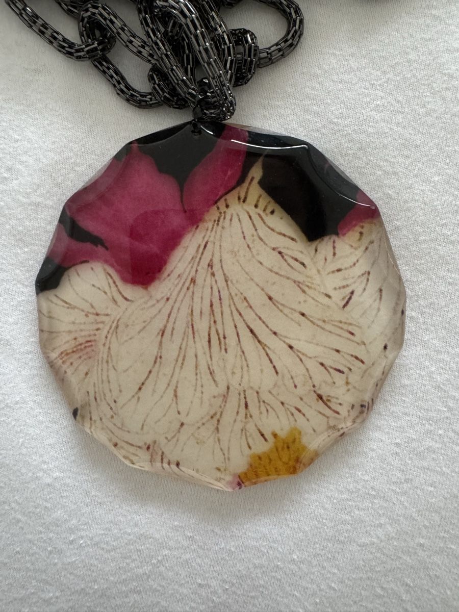 Armani Catenine: Collier Giorgio Armani – Nuovo (secondo la descrizione) da Blonay venduto da Celuna 1