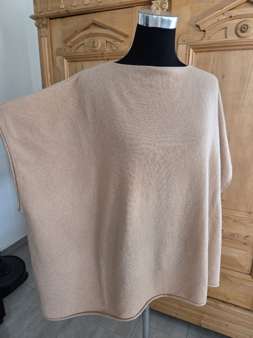 Pullover & Sweatshirts: Poncho, absolut cashmere – Neu (gemäss Beschreibung) aus Wiesendangen von Sinhuk 1