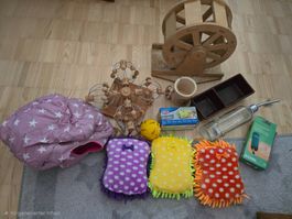 Kleintierzubehoer: Laufrad, Haeuschen, Futternapf, Trinkf...