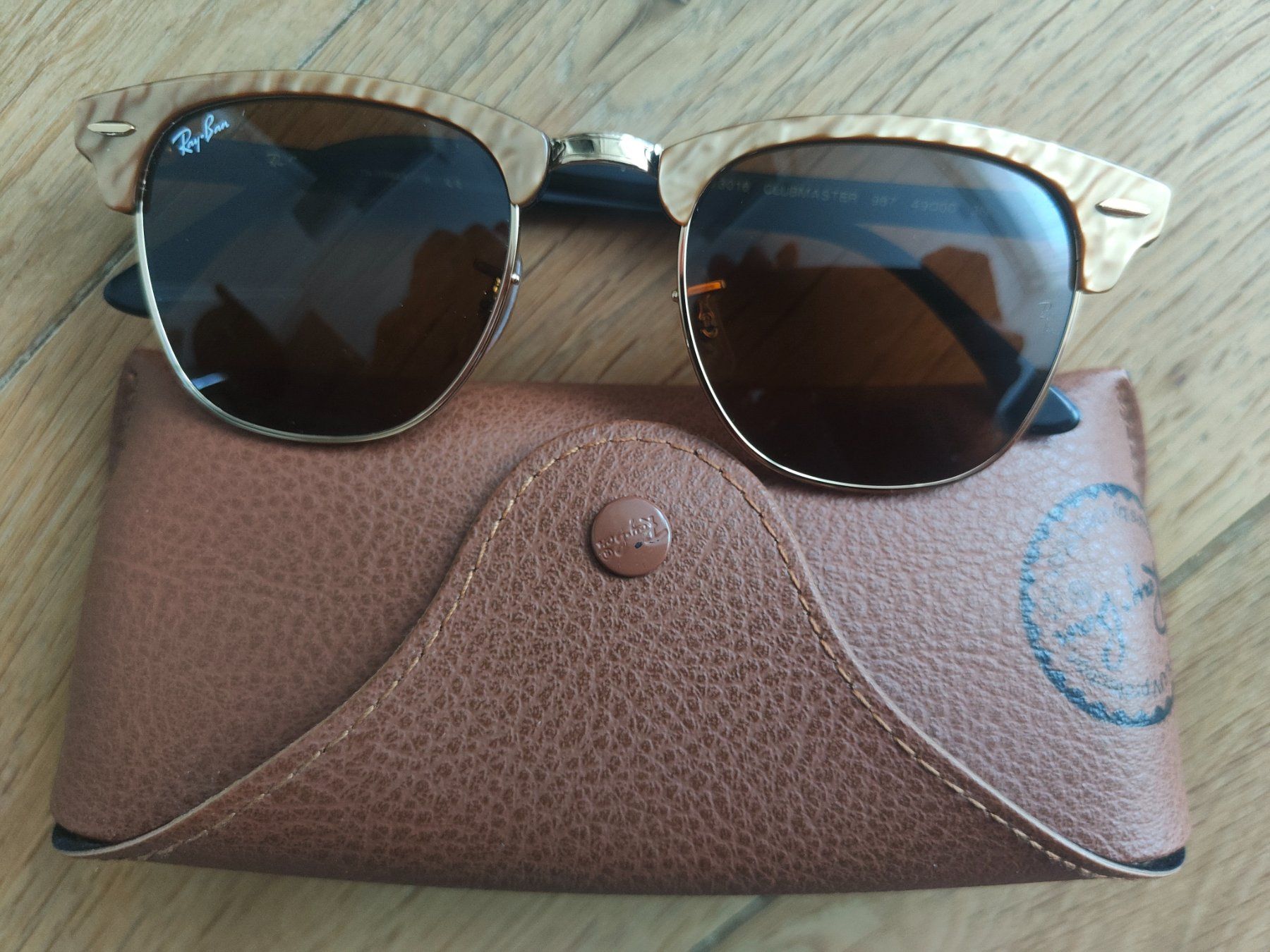 Ray-Ban Brillen & Gläser: Ray-Ban Clubmaster Sonnenbrille – Neu (gemäss Beschreibung) aus Zürich von R-2015 2