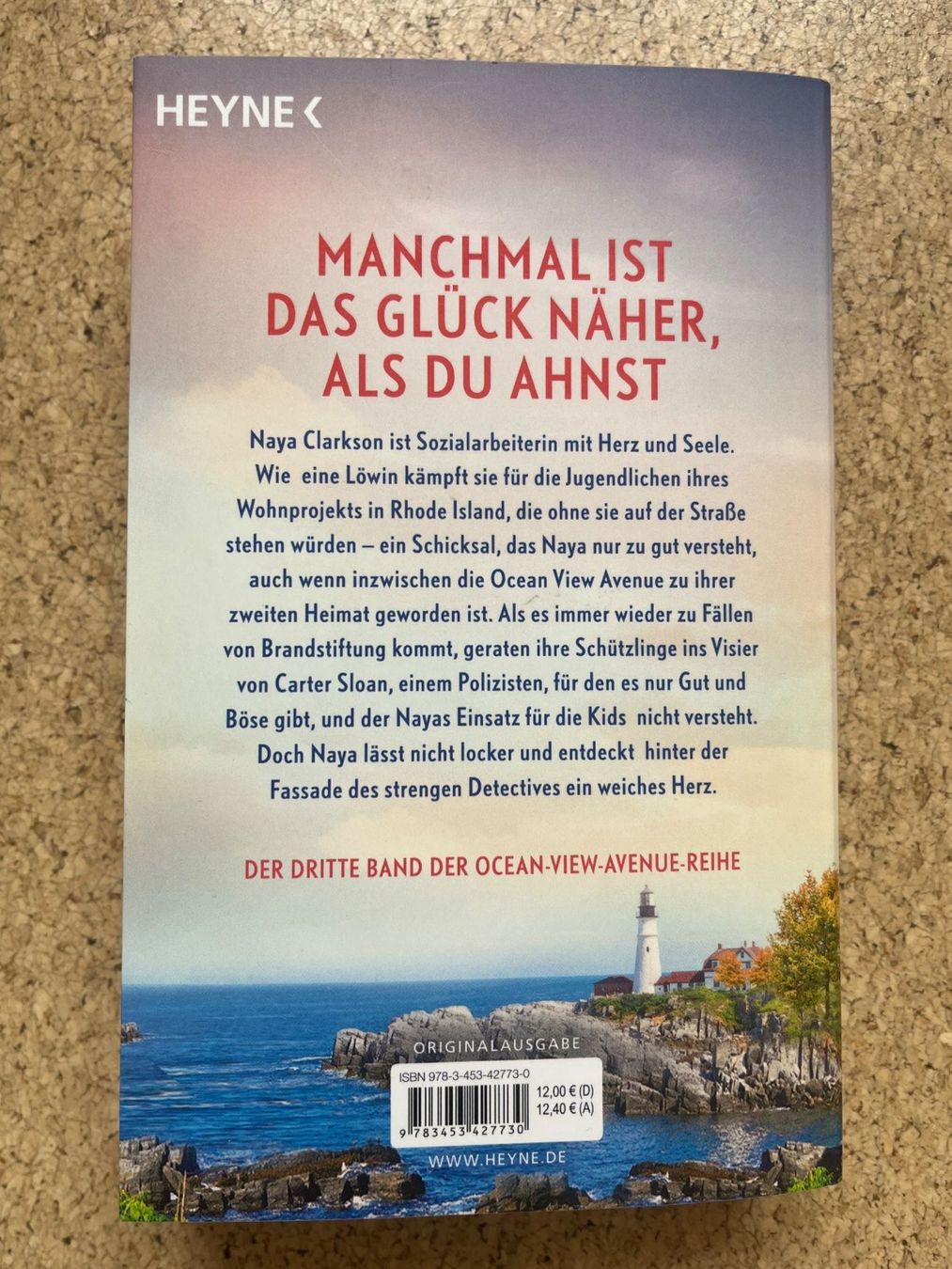Libri: Taschenbuch "Ocean View Avenue", Ella Thompson – Usato da Grosswangen venduto da Vita500 1