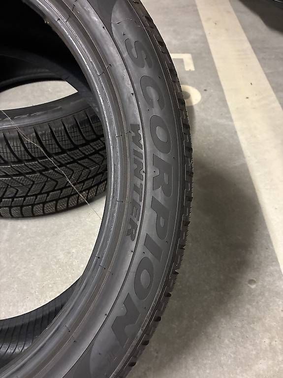 Sonstiges Schreiben & Zeichnen: Winterreifen Pirelli 325 35 22 – Gebraucht aus Neuenhof von Gt5.Performance_ 4