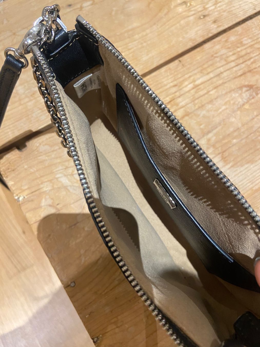 Mcm Borse da donna: MCM Umhängetasche – Usato da Zürich venduto da oli_9dhs 4