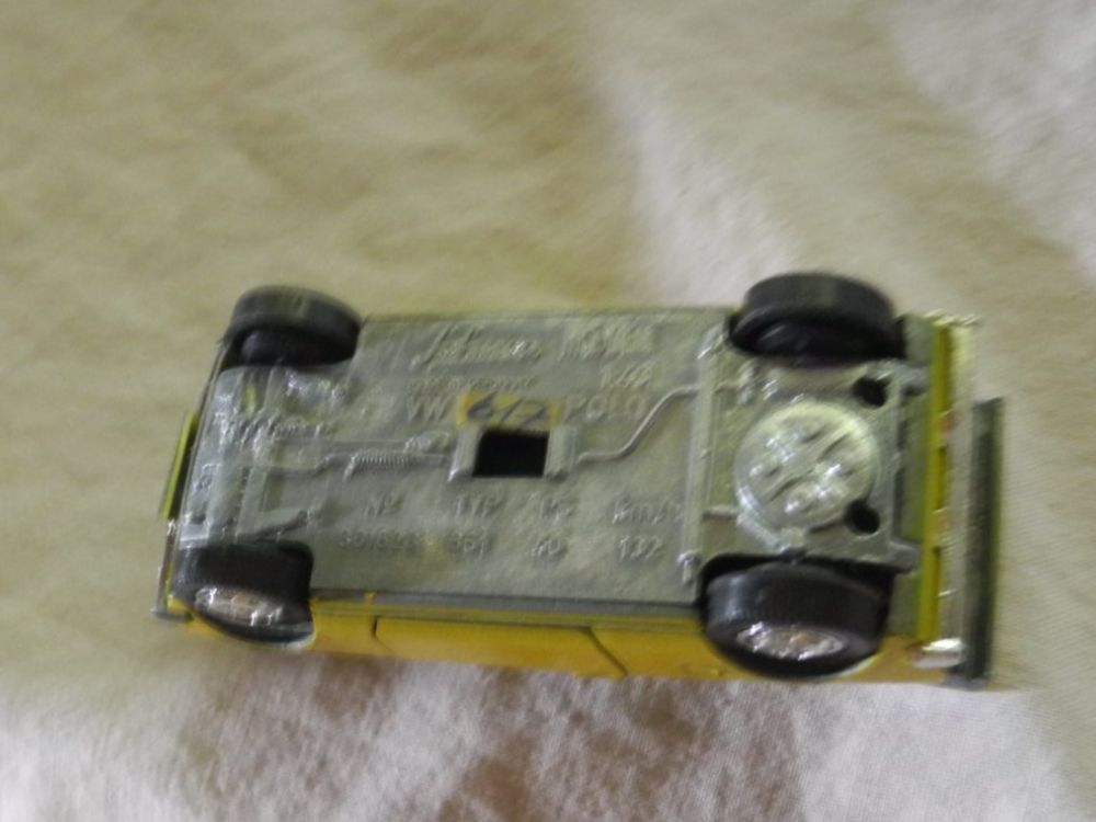 Schuco Modellini d'auto: SCHUCO  VW POLO  1:43   UNBESPIELT – Usato da Gurtnellen venduto da Murmeli99 4
