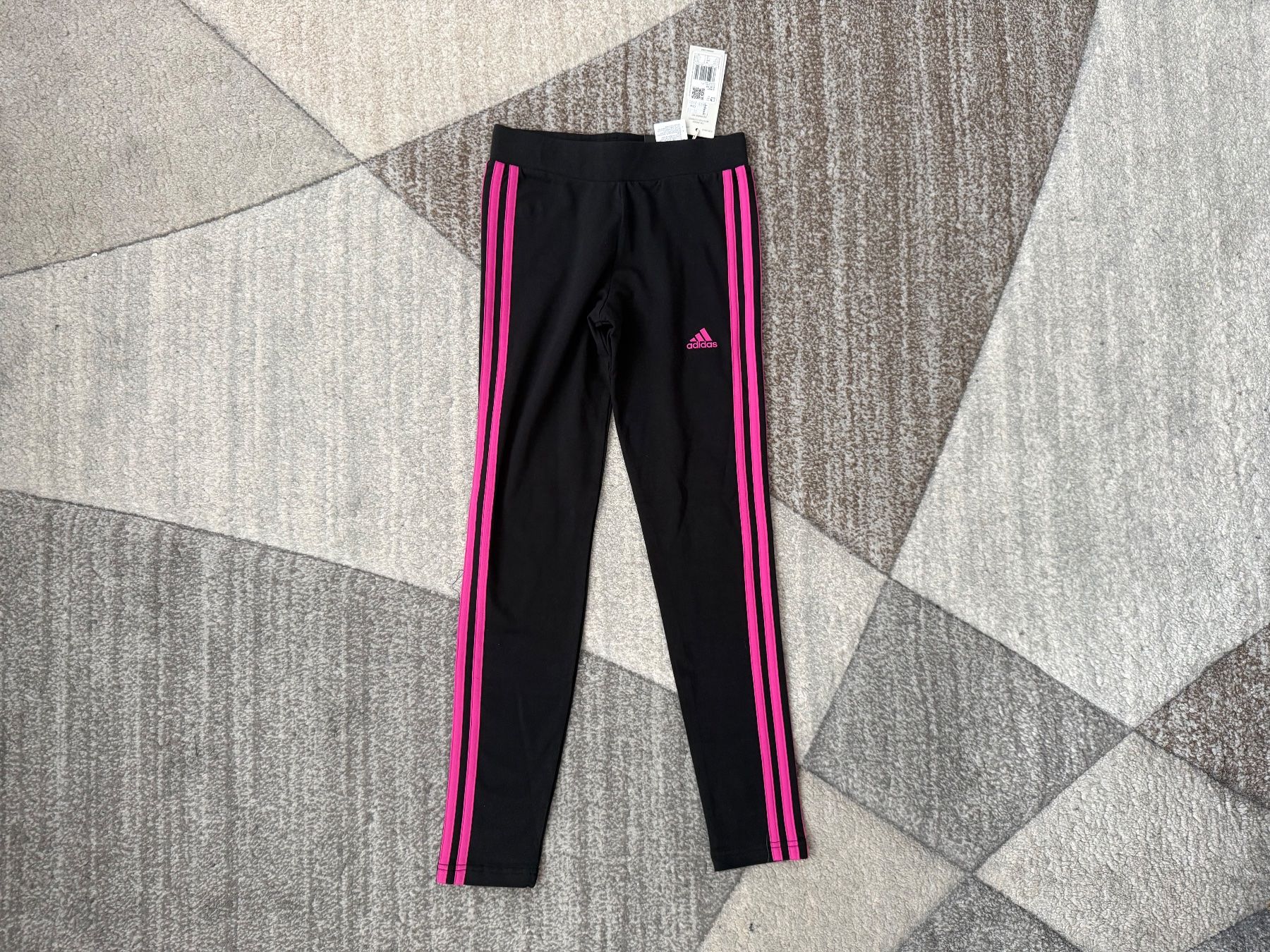 Adidas Calze & Collant: Leggins Adidas Gr.152 NEU schwarze – Nuovo e nell'imballaggio originale da Zürich venduto da Rolik123