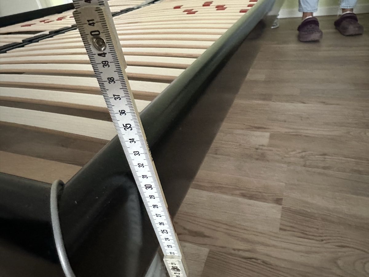 Letti: Bett inklusive verstellbarem Lattenrost – Usato da Zürich venduto da Josaholic 5