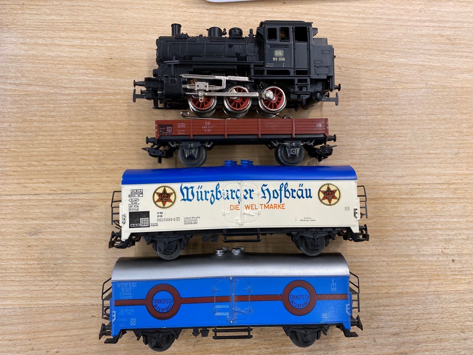 Märklin Modelleisenbahnen: Märklin 3000 BR89 DB Güterzug – Gebraucht aus Lupsingen von New-Haven 1