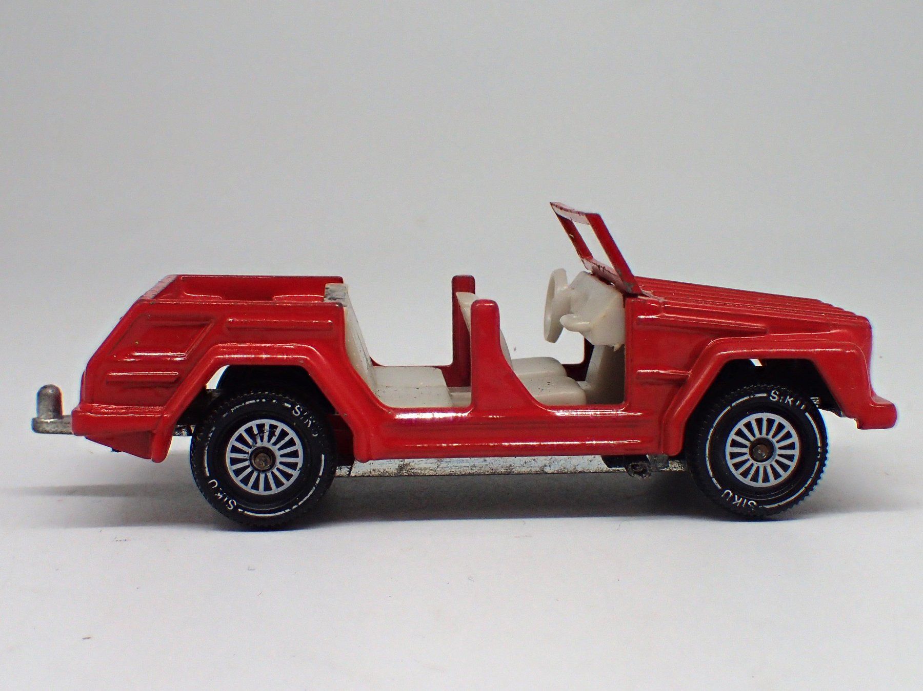 Siku Modellini d'auto: Siku 1032 - VW 181 – Usato da Ostermundigen venduto da archeopteryx 1