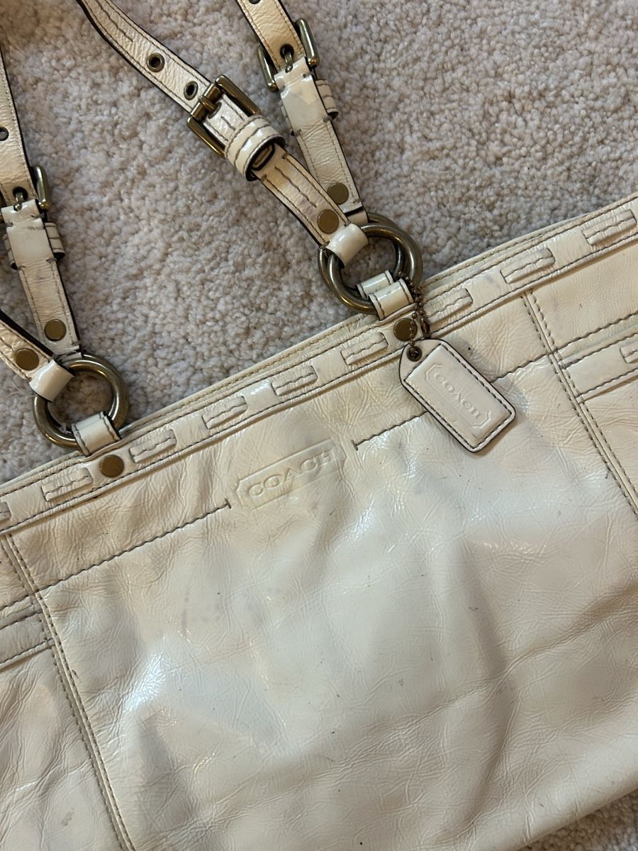 Coach Borse da donna: cute vintage coach bag white  – Usato da Dietlikon venduto da leaaasells 1