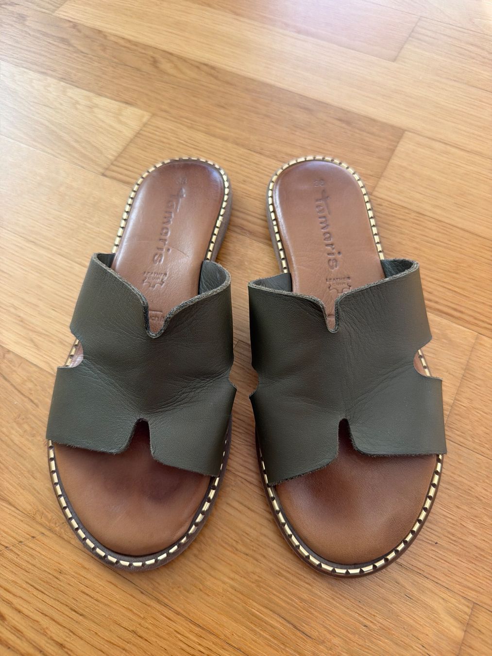 Scarpe da donna: sandalen grösse 38 – Usato da Bonstetten venduto da juliestore