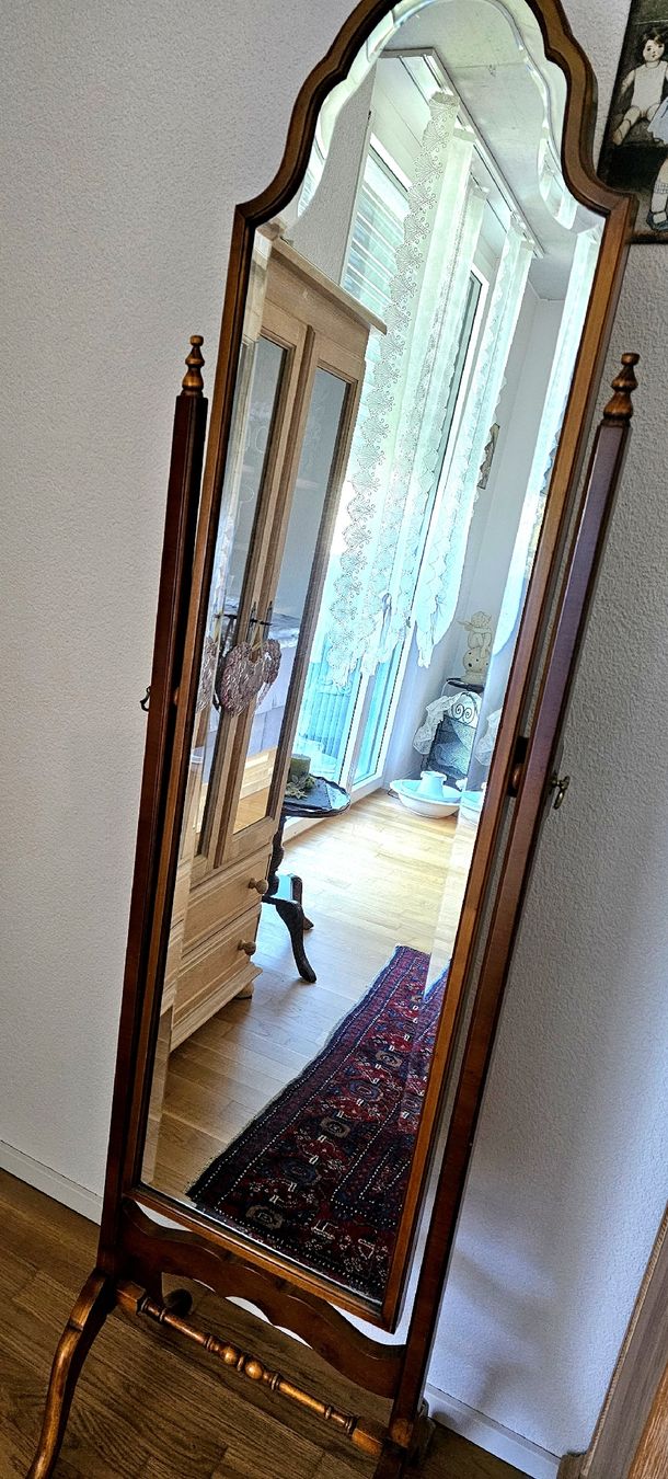 Specchi: WUNDERSCHÖNER MAHAGONI SPIEGEL – Nuovo (secondo la descrizione) da Laupen BE venduto da AUSSIEGIRL1109