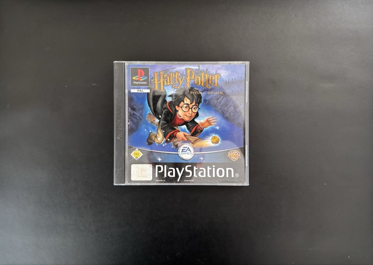 Giochi: Harry Potter und der Stein der Weisen - PS1 – Usato da Weinfelden venduto da A.G.G