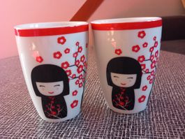 2 süsse Tassen mit japanischem Design - LOVE