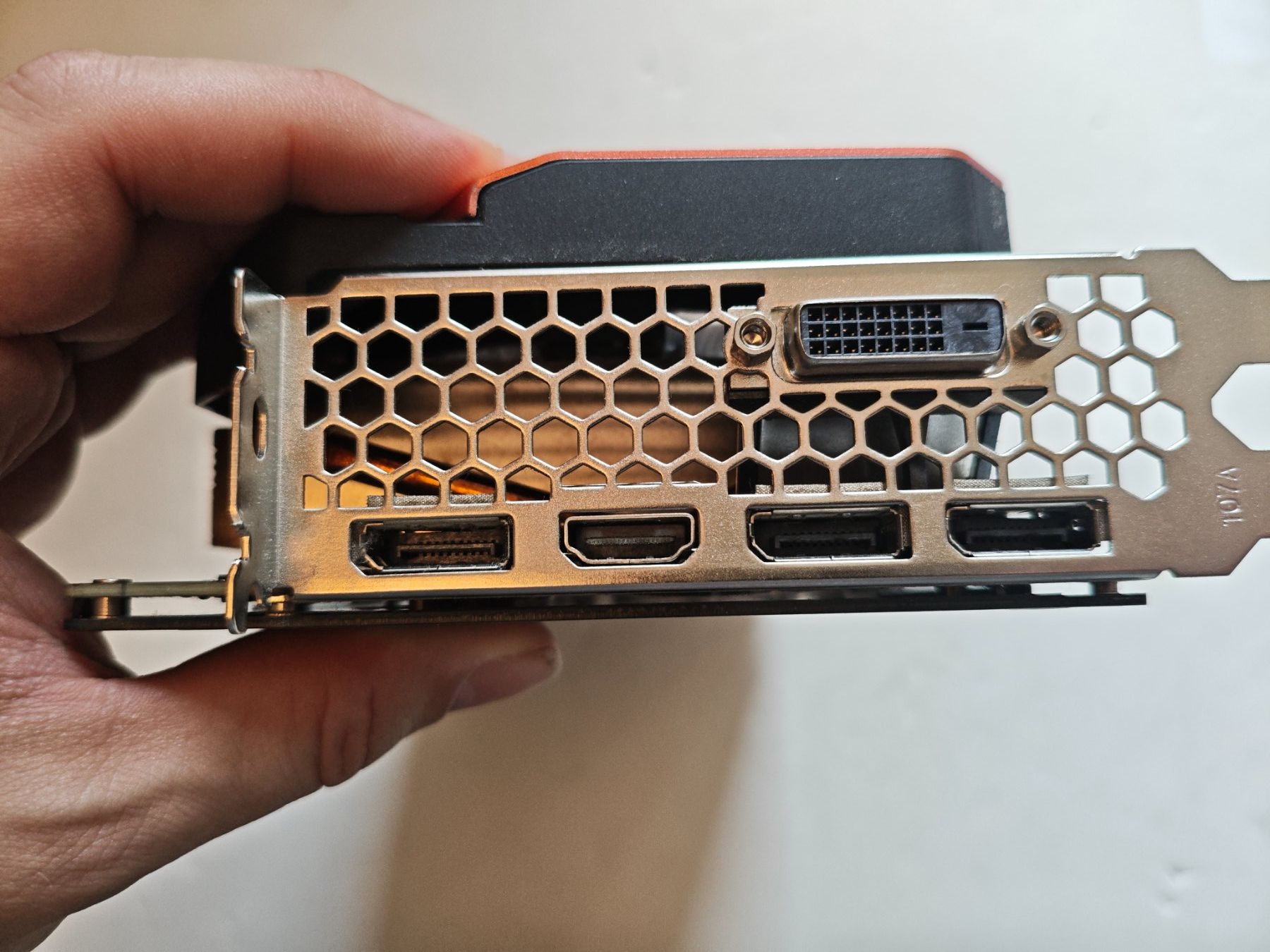Gainward Schede grafiche: Gainward Phoenix GTX 1080Ti – Usato da Dübendorf venduto da tho_v2cs 4
