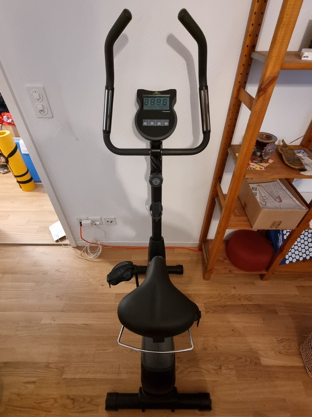 Aldi Hometrainer: Crane Heimtrainer mit Display – Usato da Chur venduto da mir_s8lt 1