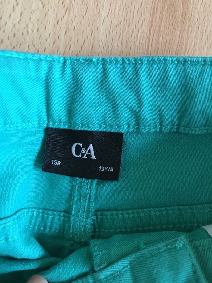 Hosen: Shorts 100% coton 8-9, 13 ans/ 140-158 cm – Gebraucht aus Tafers von ValKara 2