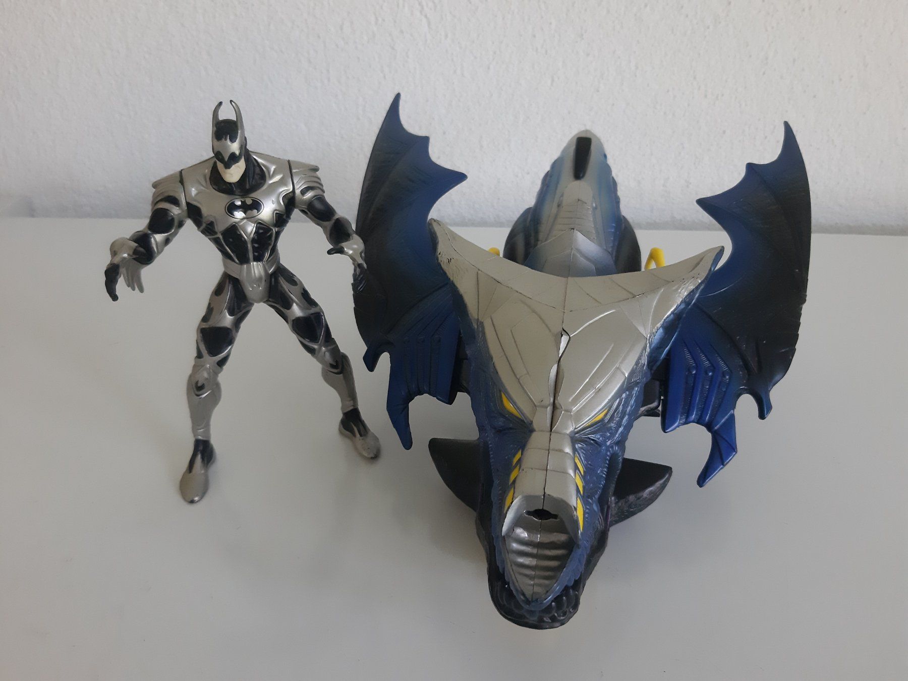 Statuette: Batcycle Gothic Legends Dark Knight Batman + Original Figure – Usato da Buchs SG venduto da Bray_Law 4
