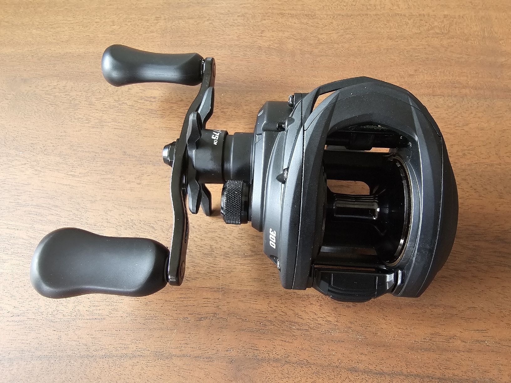 Abu Garcia Tamburi & Mulinelli: Abu Garcia Baitcast MAX5LP-L300 – Nuovo (secondo la descrizione) da Volketswil venduto da ruffy05 3