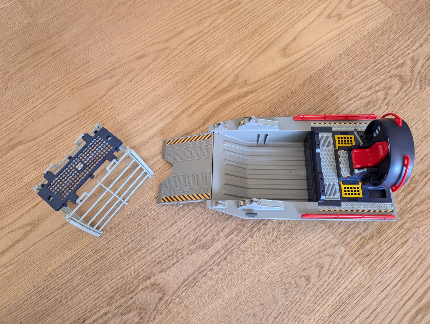 Playmobil Giocattoli: Playmobil Forscherboot – Usato da Stäfa venduto da Terry014 1