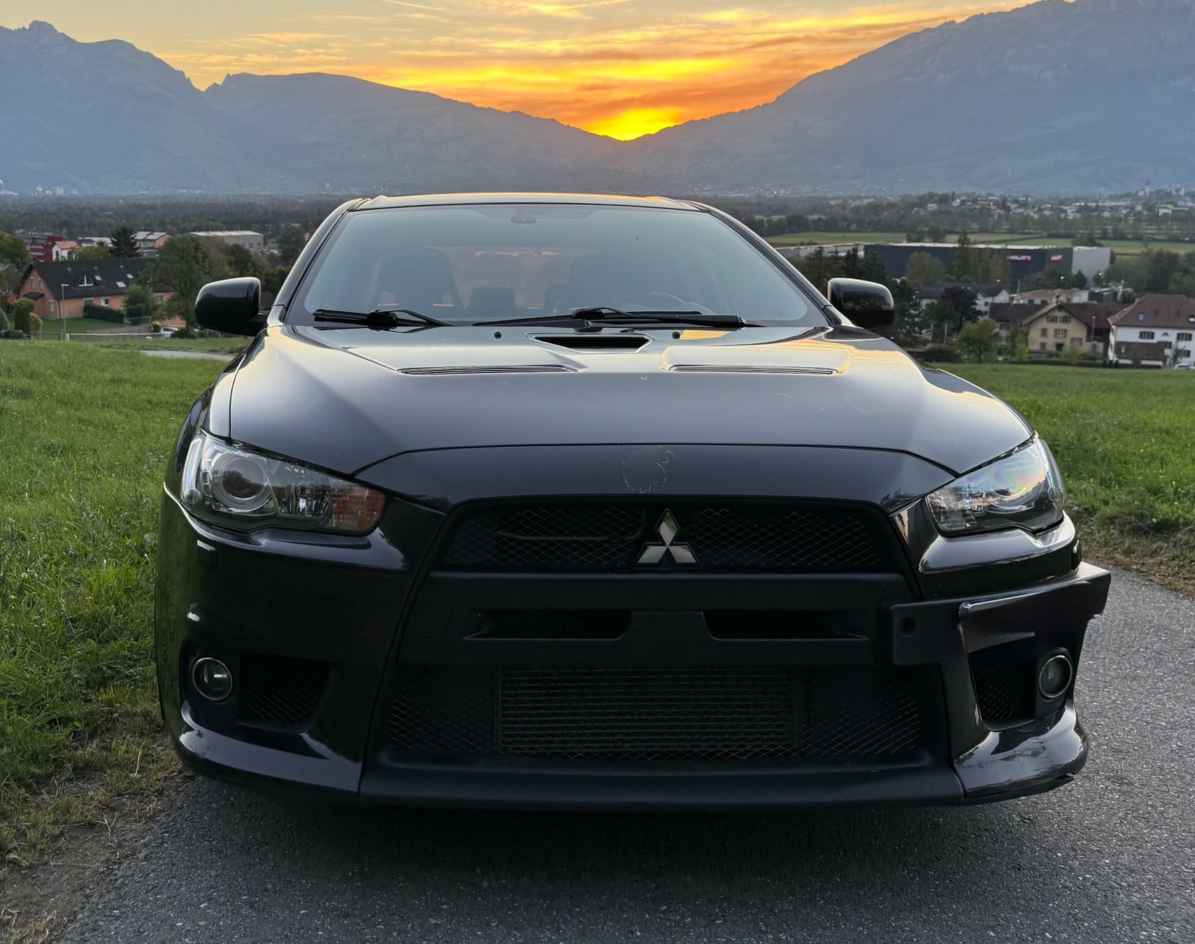 Mitsubishi Autos: Mitsubishi Lancer Evolution X - Final Edition – D'occasion à Nendeln par Schkunkoloco