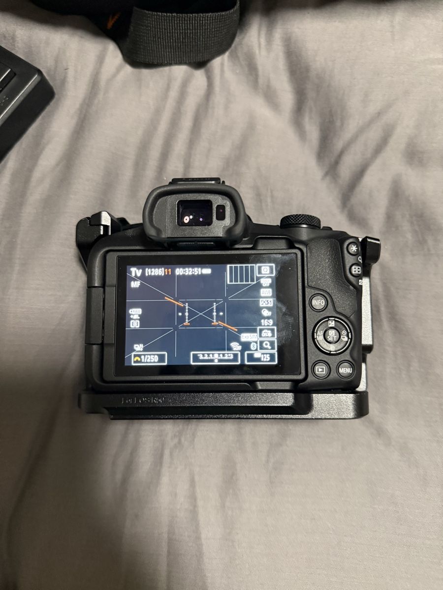 Canon Kamera: Canon Kit EOS R50 + Zubehör – Neu (gemäss Beschreibung) aus Wohlen AG von Francesco_29 6