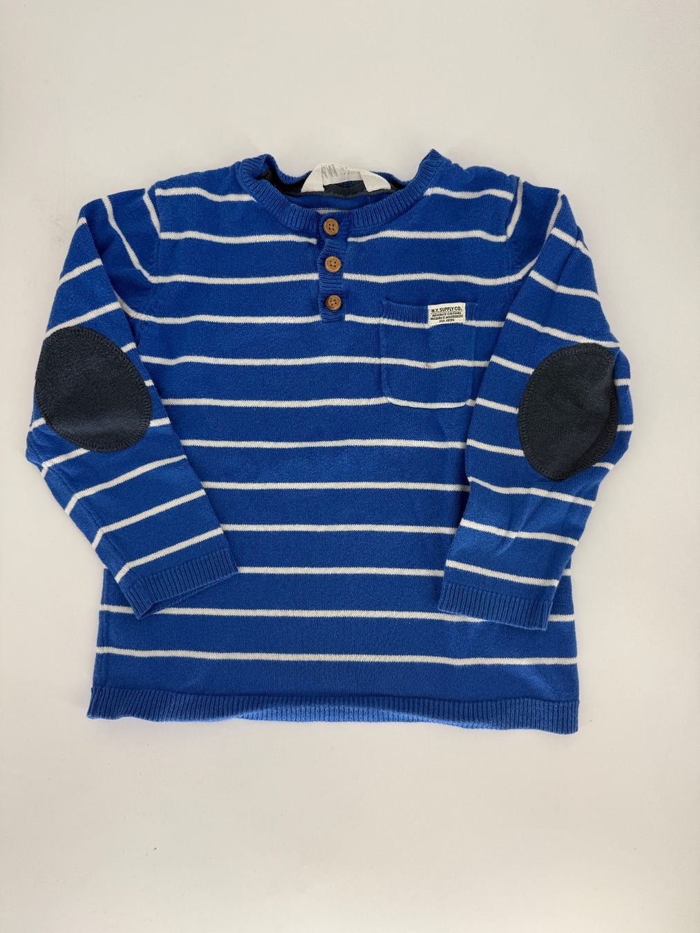 H&M Pulls et sweat-shirts: Pullover Gr. 98/104 von H&M – D'occasion à Auenstein par moin.