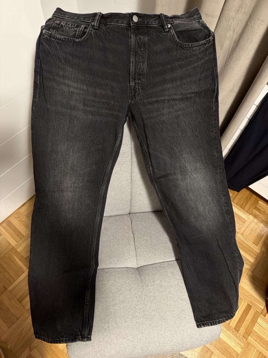 Zara Jeans: Jeans Zara – Neu und originalverpackt aus Basel von kko_8vql