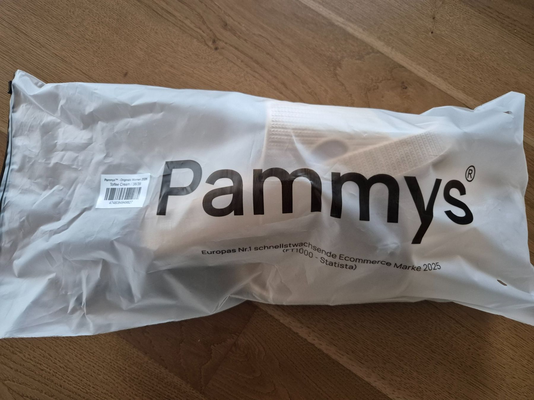 Scarpe da donna: Bequeme Pammys Slides-Grösse 38/39 – Nuovo e nell'imballaggio originale da Rheinau venduto da Jackandjones01 3