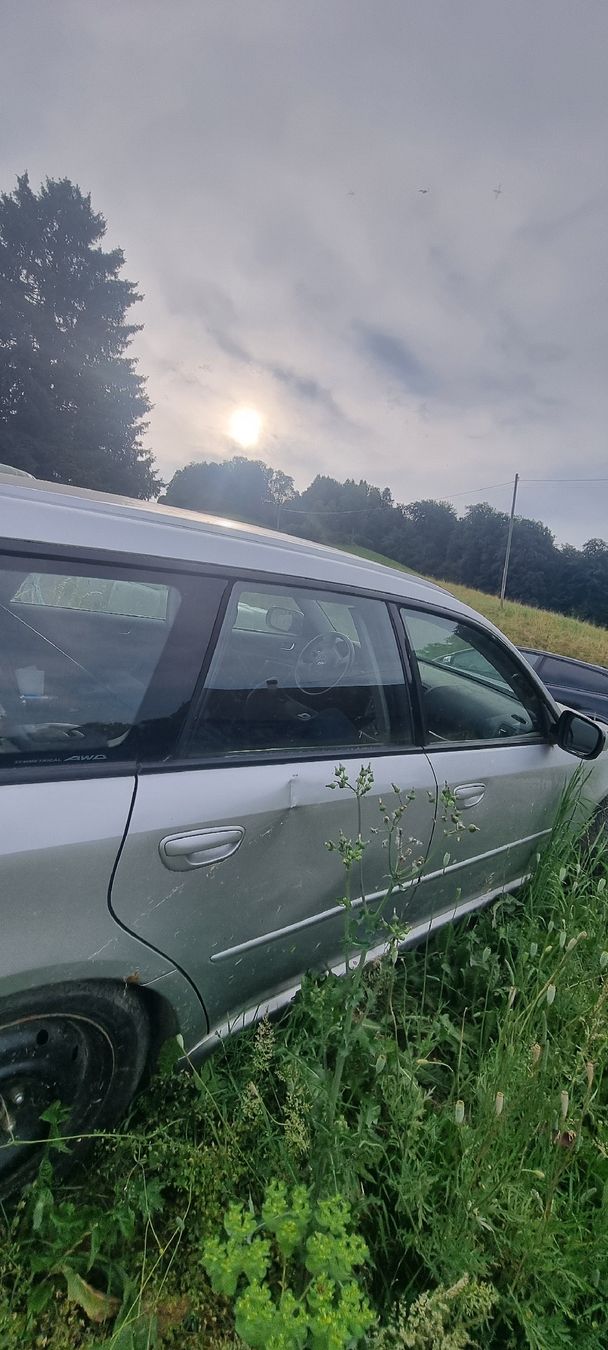Subaru Autos: Subaru Auto Legacy – Defekt aus Gasel von jas_9vzt 4