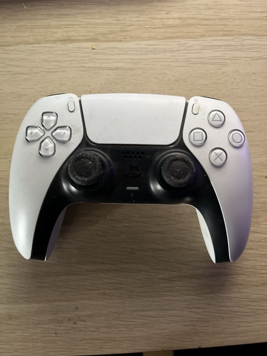 Nintendo Console: Nintendo Switch Pro Controller, PS4 & PS5 Controller BundleD – Usato da lenzburg venduto da bee_pzf9 2