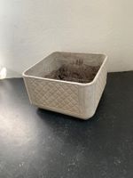 Schöner Vintage Blumentopf Eternit