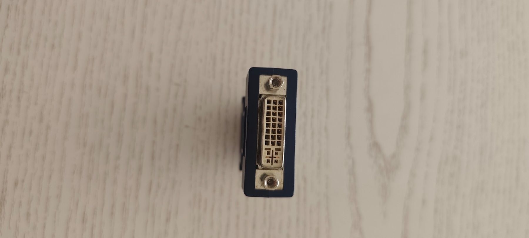 Laufwerke & Adapter: Adaptateur VGA vers DVI – Gebraucht aus Aigle von Dadavd 2