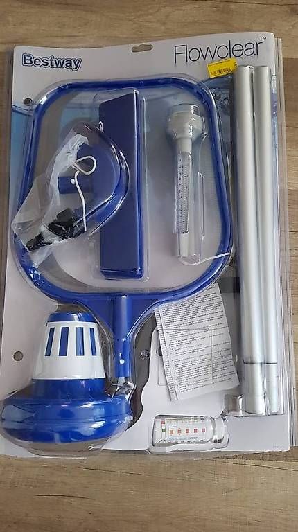 Piscine: Bestway Flowclear Poolreinigungsset - Komplett – Usato da Kriens venduto da angelaruediger