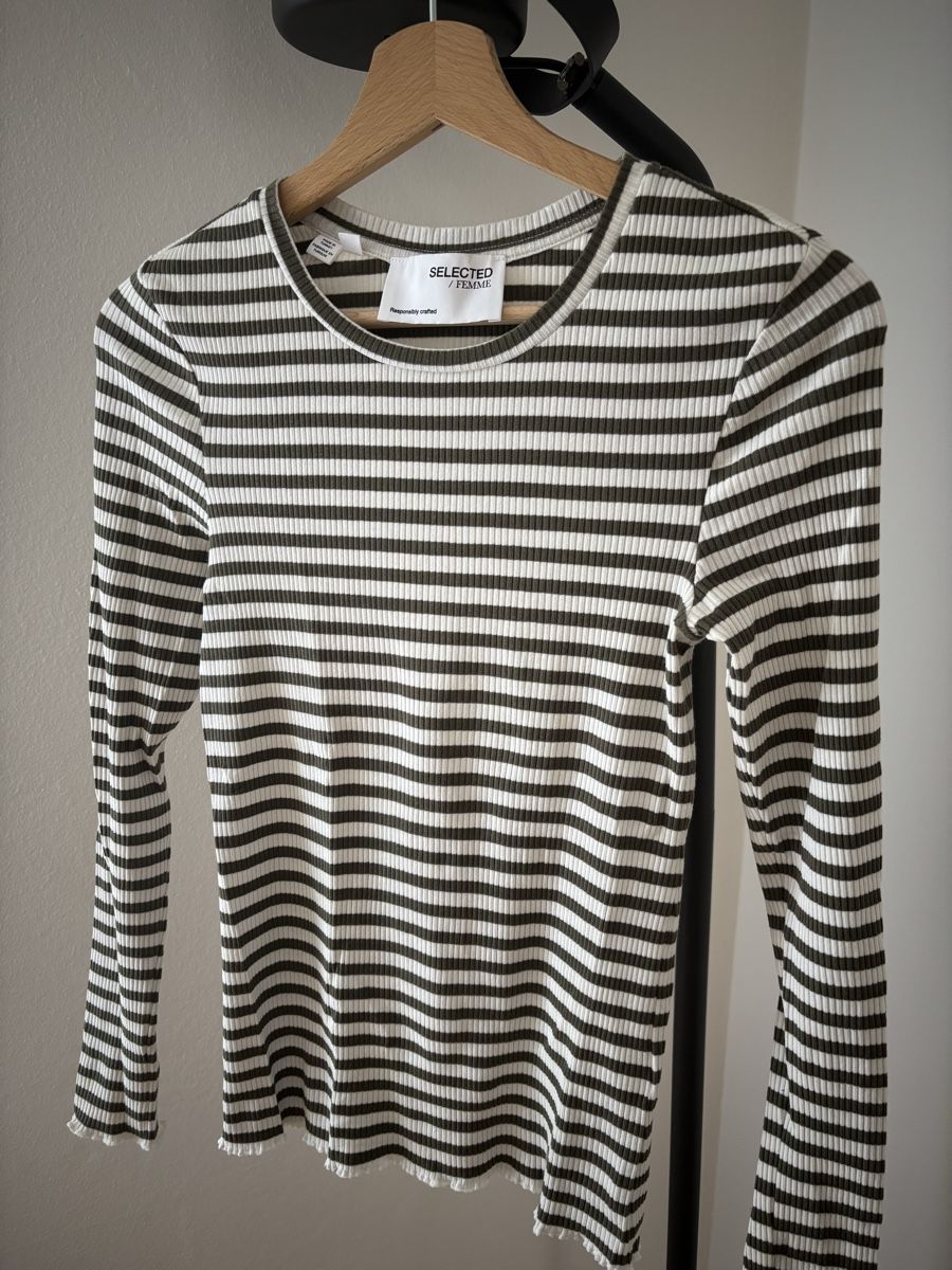Selected Pullover & Sweatshirts: Longsleeve Selected Femme – Neu (gemäss Beschreibung) aus Zürich von elleon44