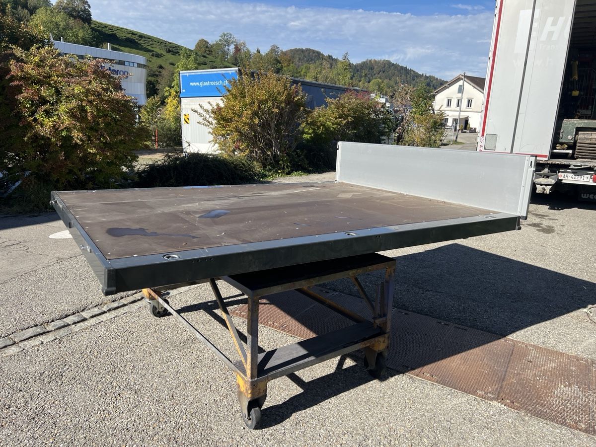 Volkswagen Tutti i ricambio: Pritsche VW T 5 / T6 – Usato da Hundwil venduto da panzermech 2