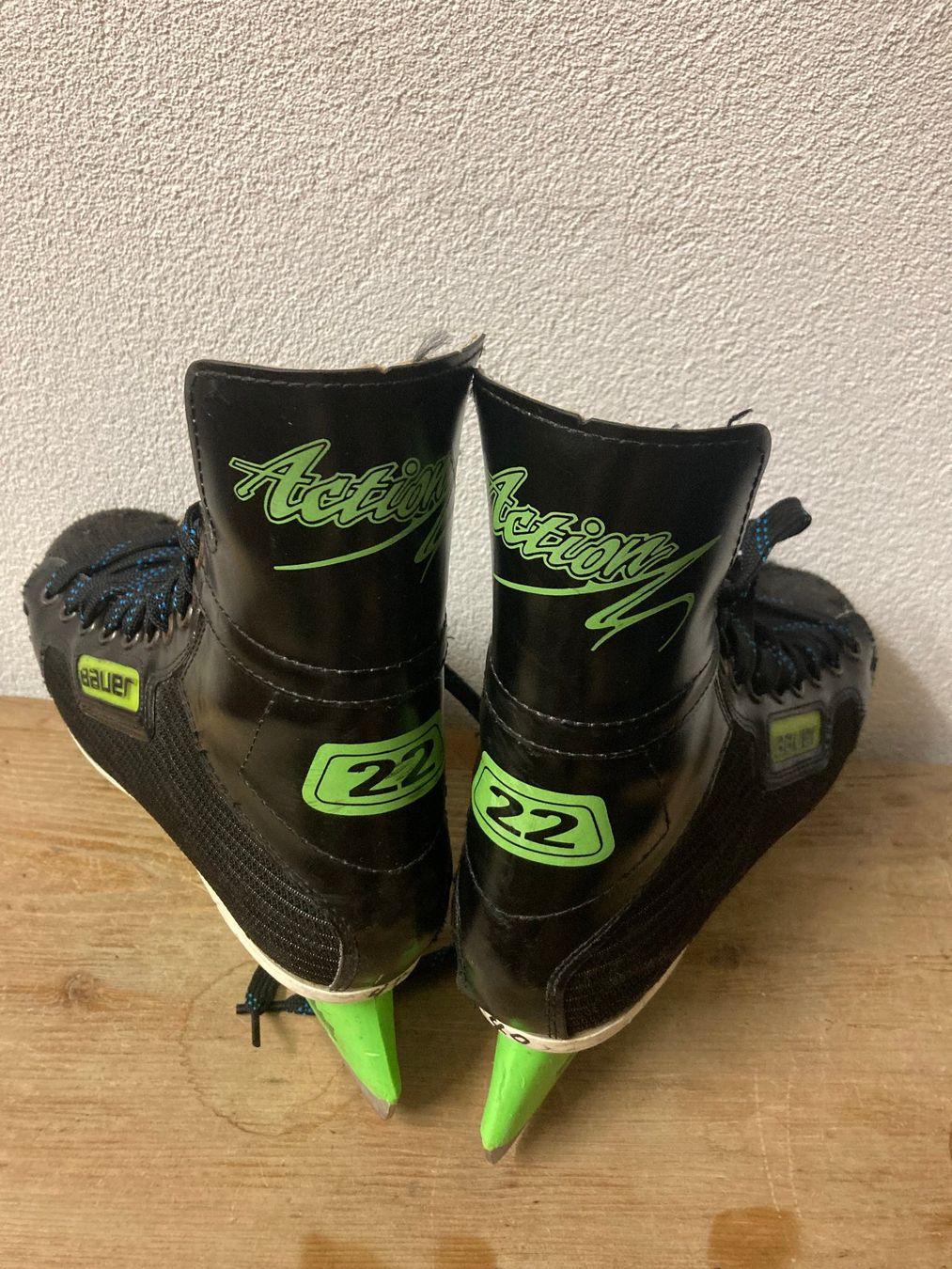 Patins à glace: Schlittschuhe Bauer Gr. 40 – D'occasion à Weissbad par Hado42 2