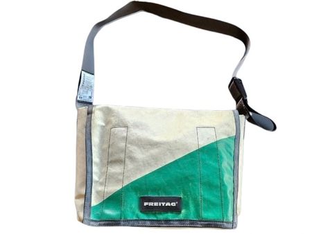 Freitag Umhangtasche