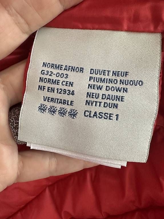 Moncler Jacken: Leichte Moncler Daunenjacke, Größe 1 – Gebraucht aus Weiach von urs_dlj5 4