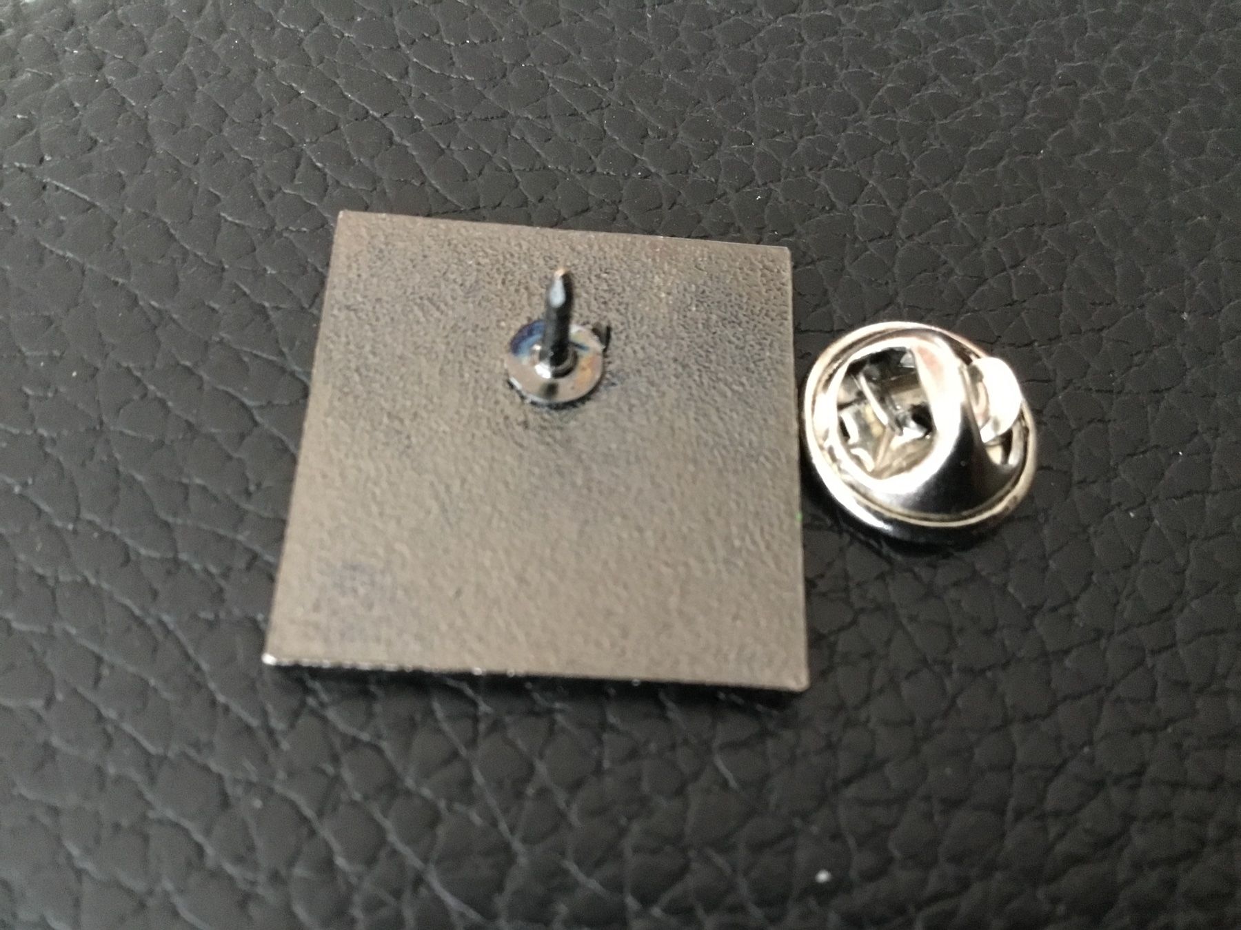 Medaillen: EXPO 02 Pin Kerzers – Neu (gemäss Beschreibung) aus Kerzers von Georges3210 2