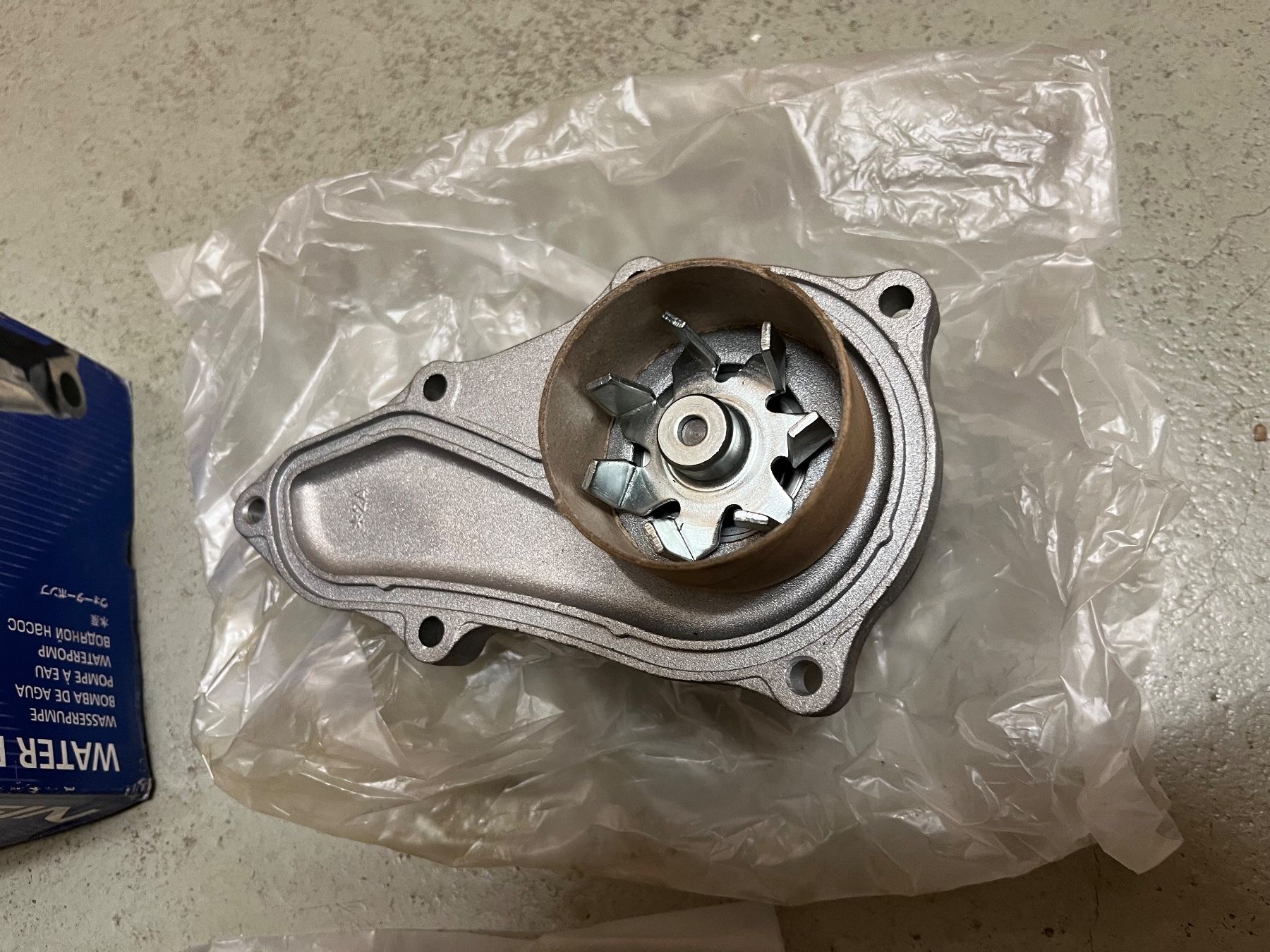 Honda Alle Autoersatzteile: Aisin Wasserpumpe - WPH-061V - Neu – Neu (gemäss Beschreibung) aus Bischofszell von VolvoT5 3